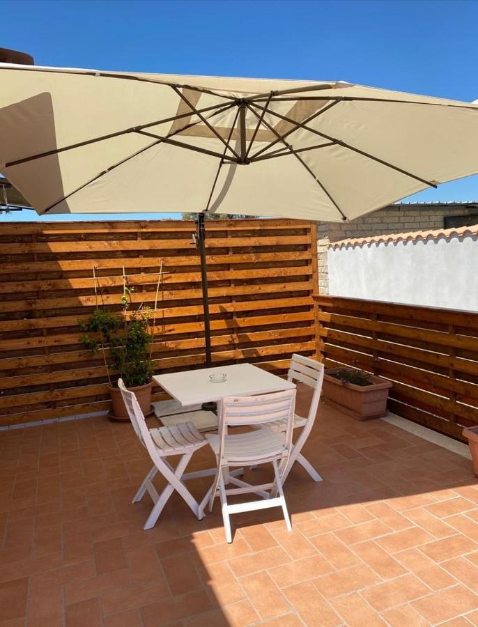 Apartamento The House Fiera Di Roma Aeroporto Fiumicino Ponte Galeria Exterior foto